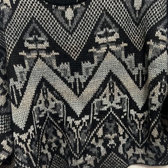 Free People Sweater - Picture 3 of 7